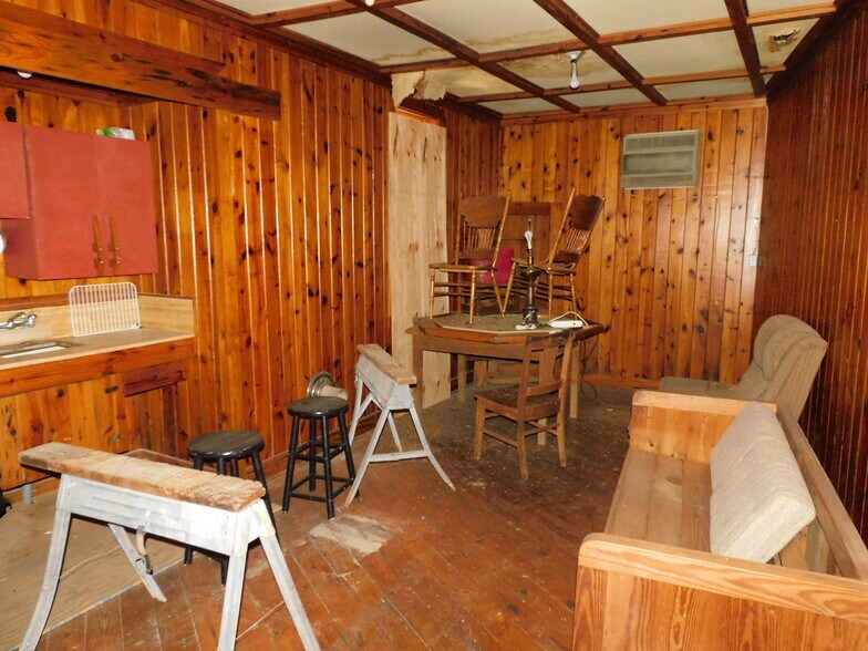 More Photos Of 530 Summit dr, South Boston Warehouse For Sale