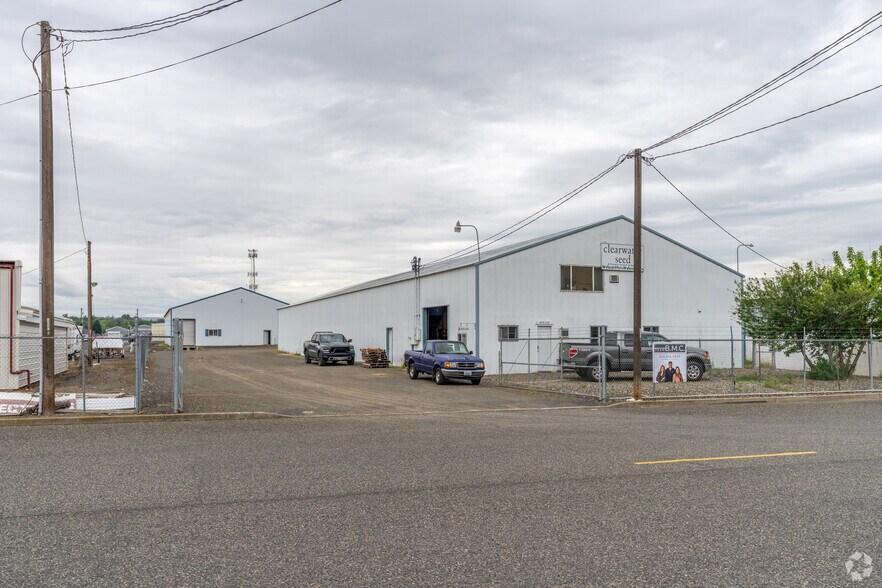 Primary Photo Of 1265 Port Way, Clarkston Warehouse For Sale