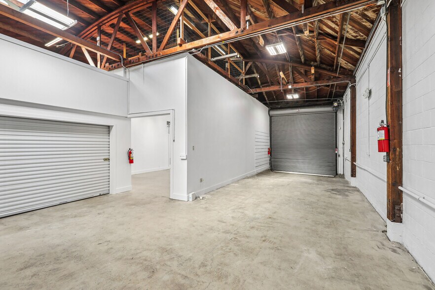 More Photos Of 3235 Macarthur Blvd, Oakland Warehouse For Sale
