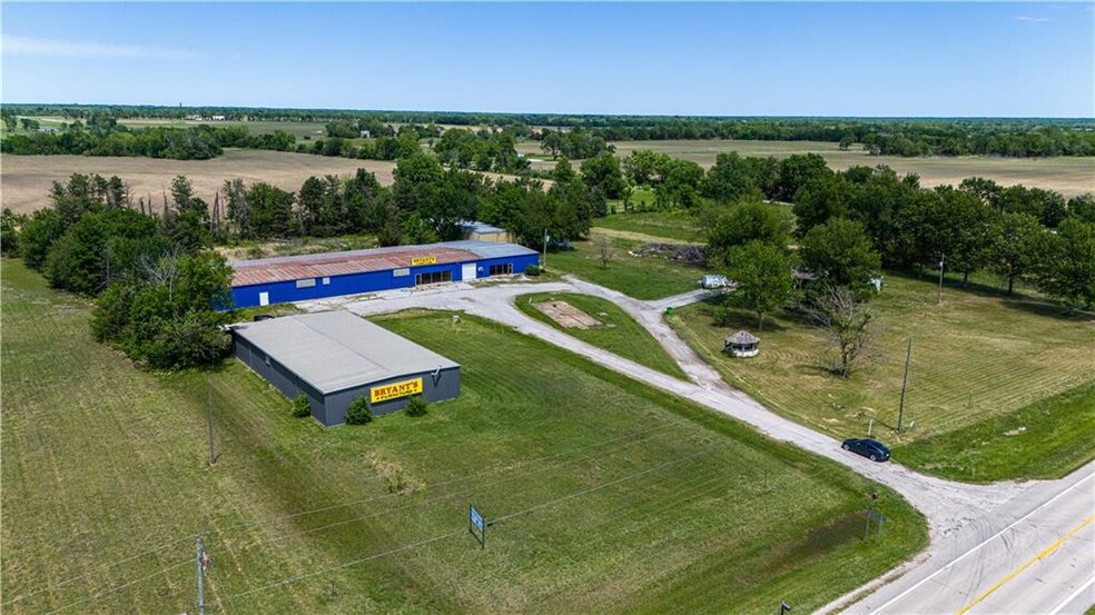 Primary Photo Of 8900 Highway 39, Chanute Showroom For Sale