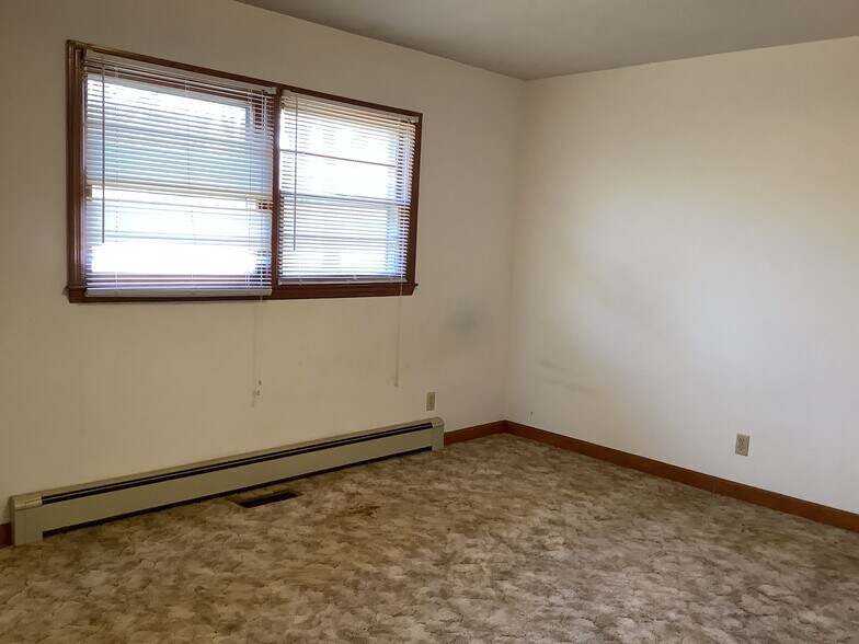 More Photos Of 605 Clarksbury Church Rd, Thomasville Religious Facility For Sale