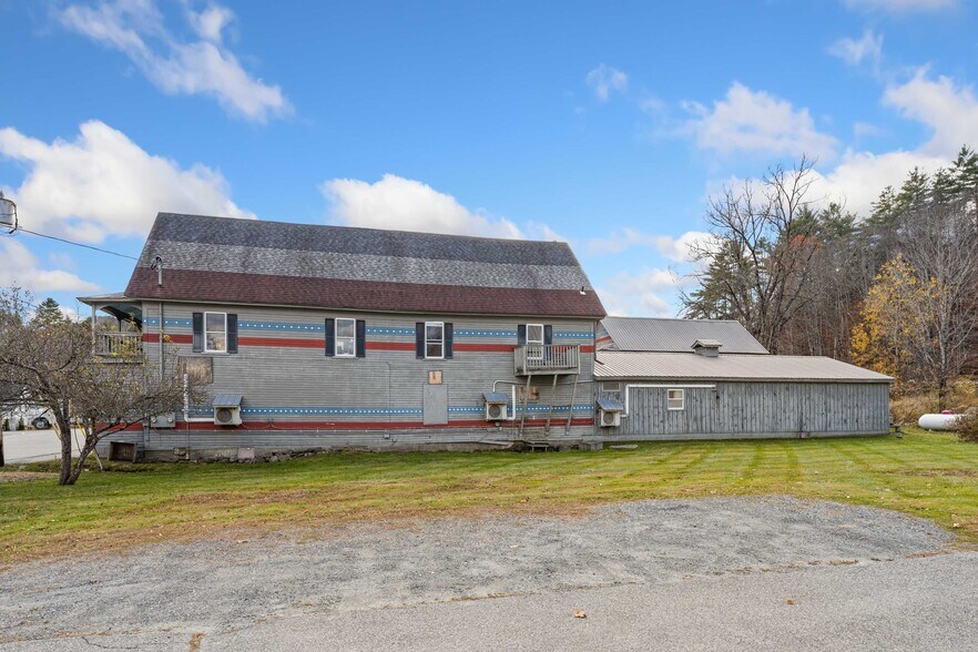 More Photos Of 23 Main St, Wardsboro Convenience Store For Sale