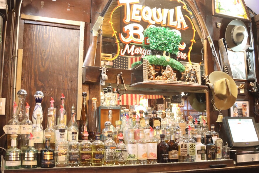 More Photos Of 410 Fremont St, Tombstone Hotel For Sale