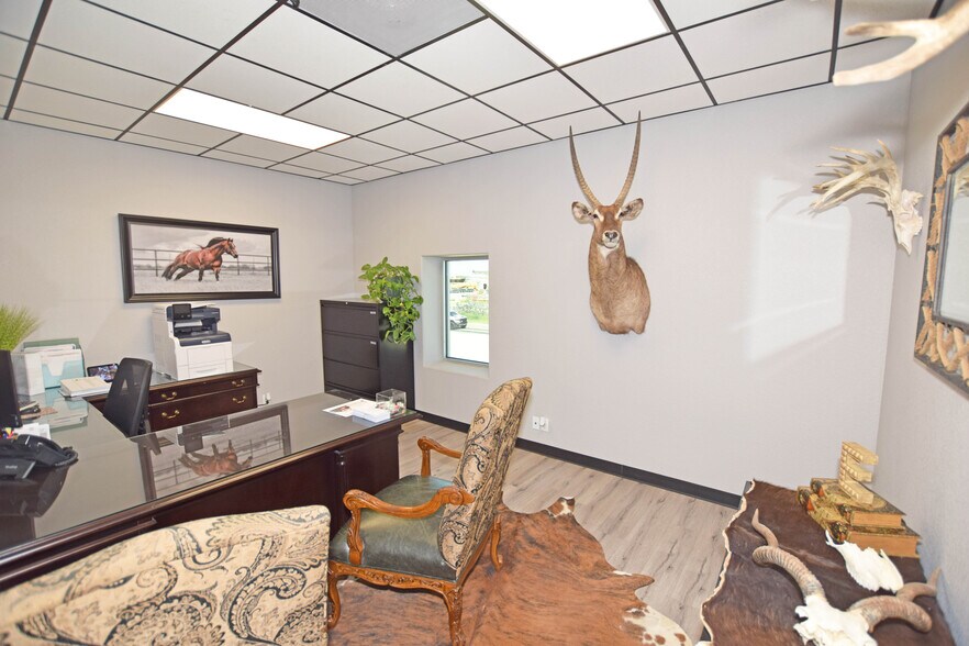 More Photos Of 2250 Dixie Blvd, Odessa Industrial For Sale