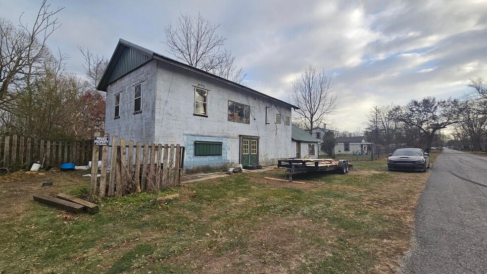 Primary Photo Of 3253 Minnesota St, Gary Apartments For Sale