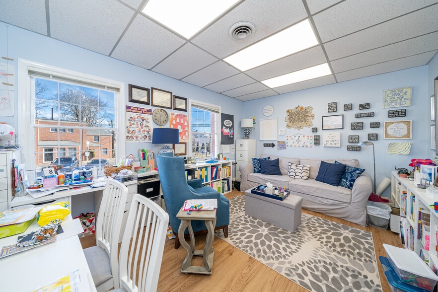 More Photos Of 39-51 Pine St, New Canaan Medical For Sale