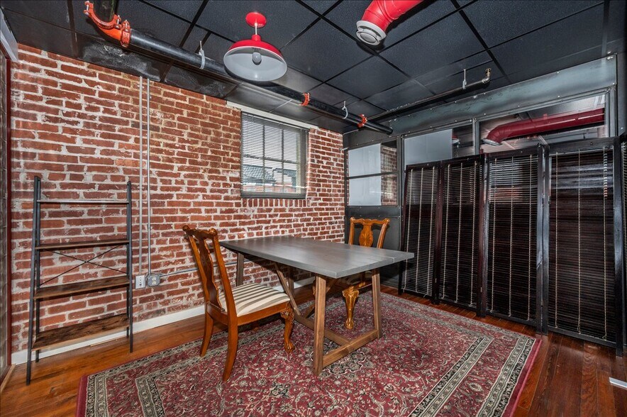 More Photos Of 47 E All Saints St, Frederick Loft Creative Space For Sale