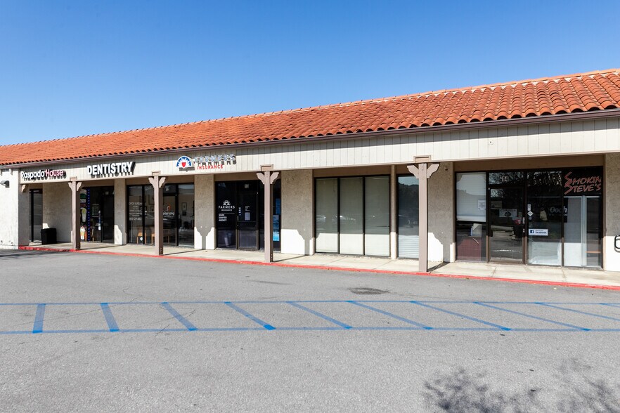More Photos Of 14711 Princeton Ave, Moorpark Freestanding For Sale