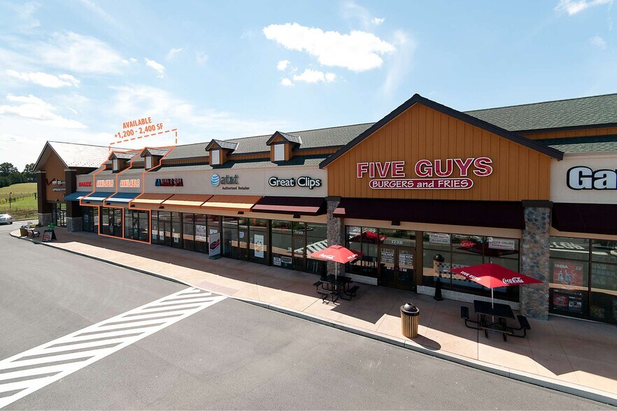 More Photos Of 1700-1780 Tilden Ridge Dr, Hamburg Freestanding For Lease