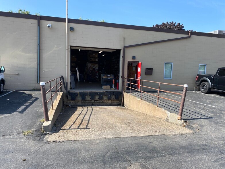 More Photos Of 278 State St, Saint Paul Warehouse For Lease