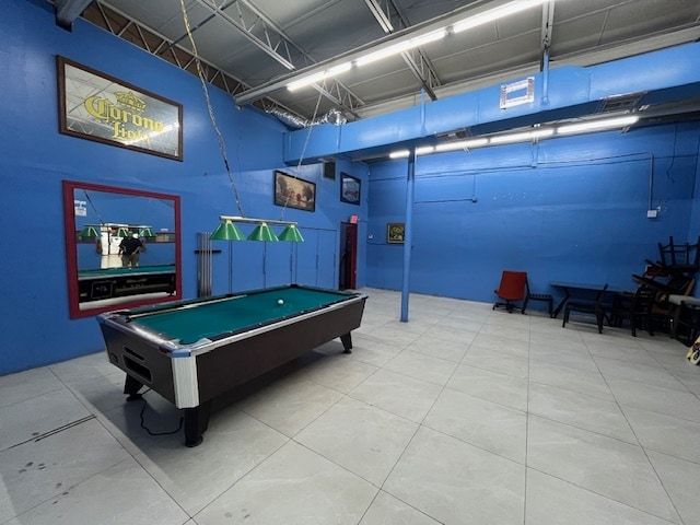 More Photos Of 1110 E 25th St, Hialeah Warehouse For Lease