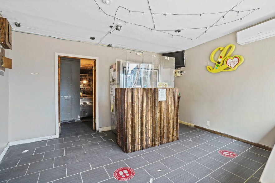 More Photos Of 76 Bushwick Ave, Brooklyn Restaurant For Lease