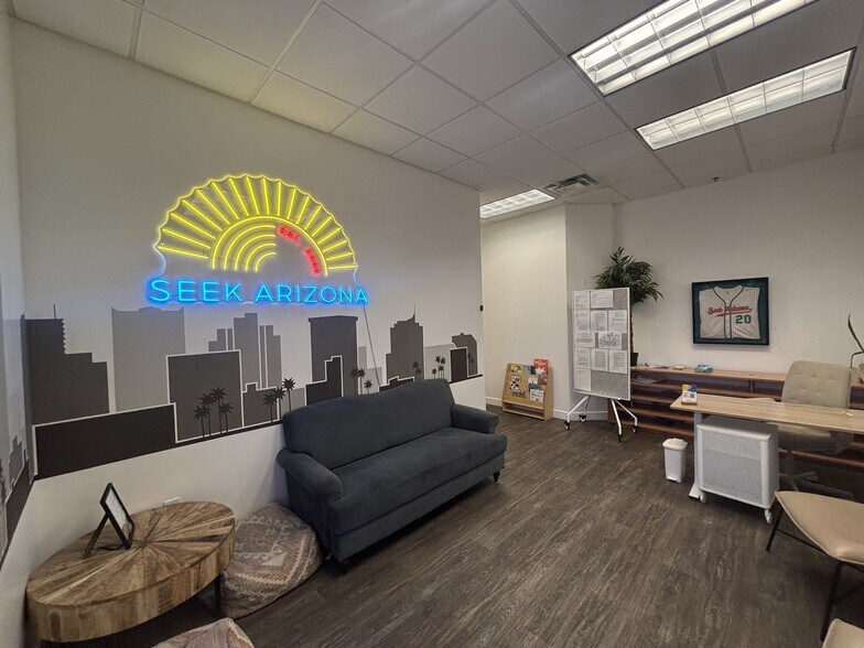 More Photos Of 1830 S Alma School Rd, Mesa Medical For Sale