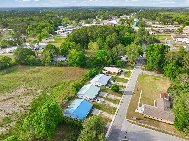 More Photos Of 209 Cannon St, Nahunta Multifamily For Sale