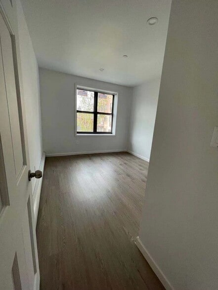 More Photos Of 16109 72nd Ave, Fresh Meadows Apartments For Sale