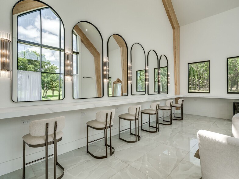 More Photos Of 20480 NE 164th St, Luther Lodge Meeting Hall For Sale