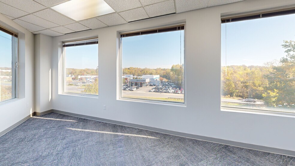 More Photos Of 7500 E Independence Blvd, Charlotte Unknown For Lease