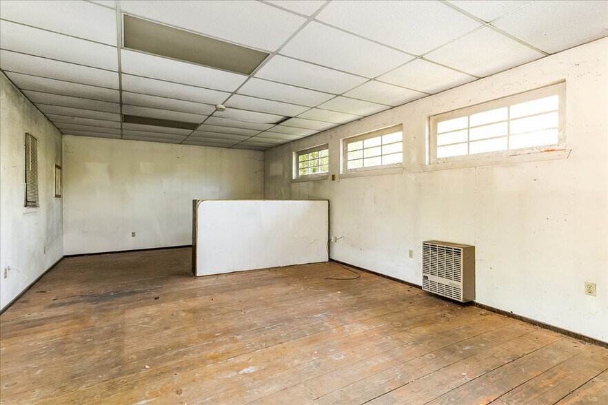 More Photos Of 2080 Smith Flat Rd, Placerville General Retail For Sale