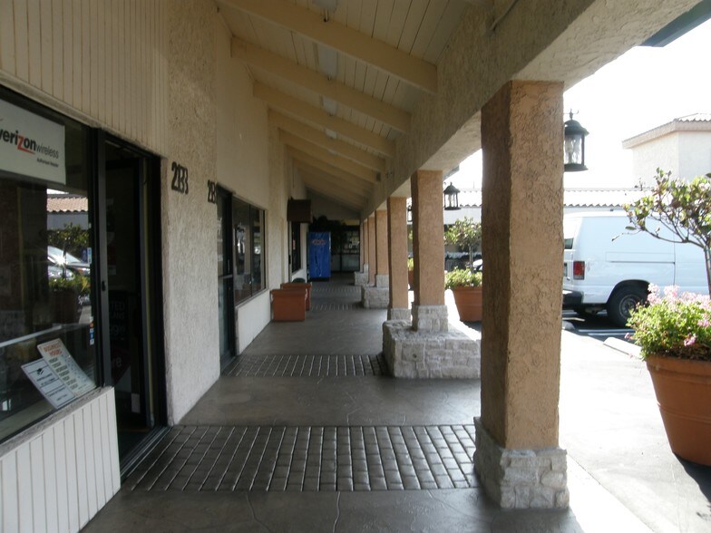 More Photos Of 2121-2149 W 182nd St, Torrance General Retail For Lease