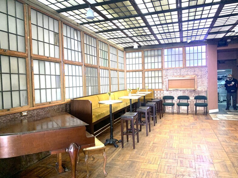 More Photos Of 564 DeKalb Ave, Brooklyn Warehouse For Lease