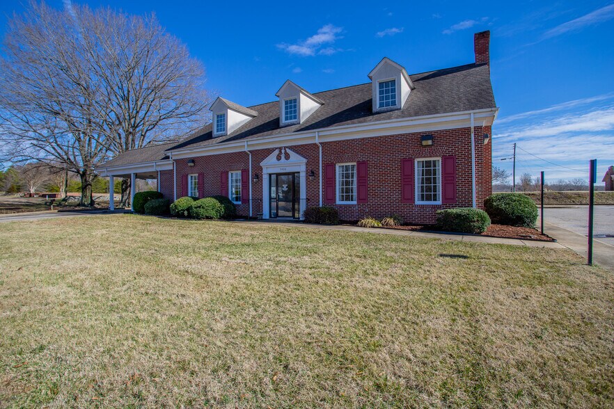 More Photos Of 5406 US 29, Blairs Bank For Lease