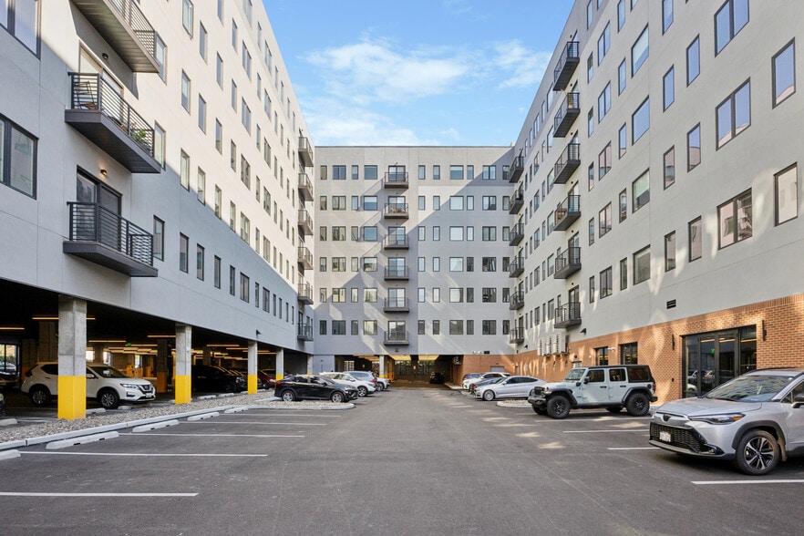 More Photos Of 700 N Delaware Ave, Philadelphia Apartments For Lease