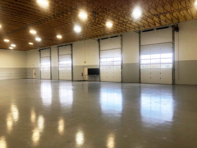 More Photos Of 7 Aaron Way, Sparta Manufacturing For Sale