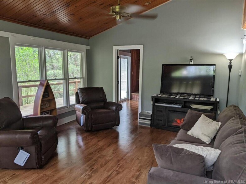 More Photos Of 2140 N Morgan Rd, Taswell Trailer Camper Park For Sale