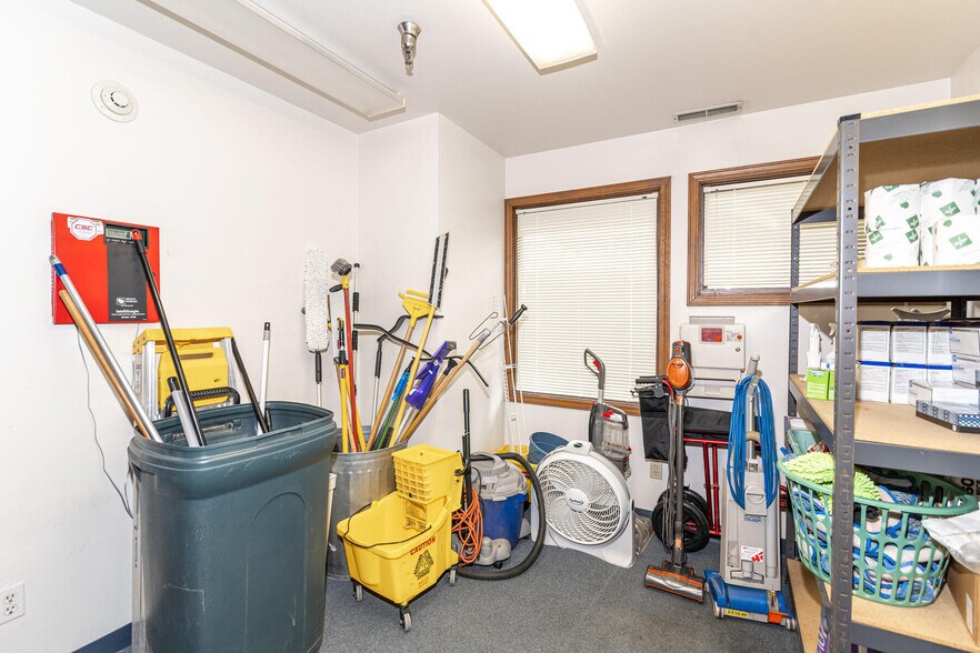 More Photos Of 1640 N Ritter Ave, Indianapolis Medical For Sale