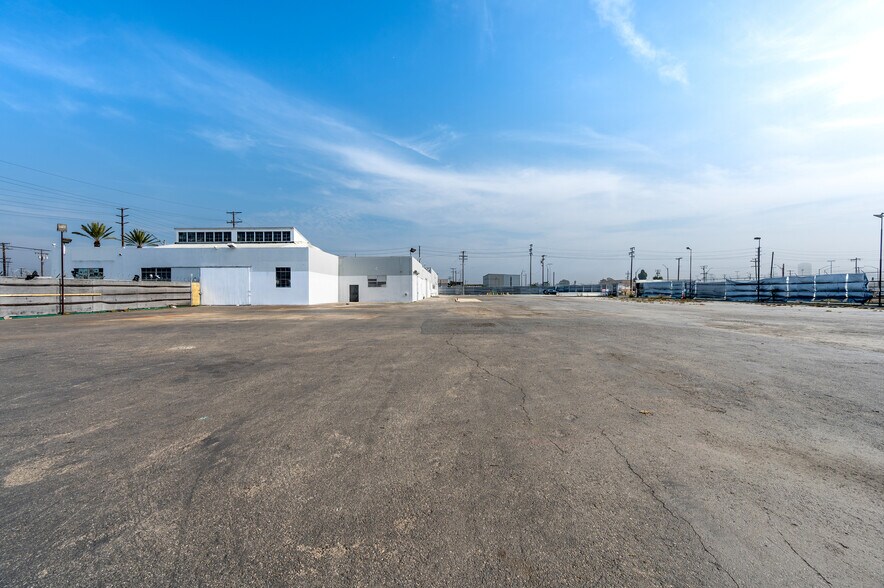 More Photos Of 1700 W Anaheim St, Long Beach Manufacturing For Lease