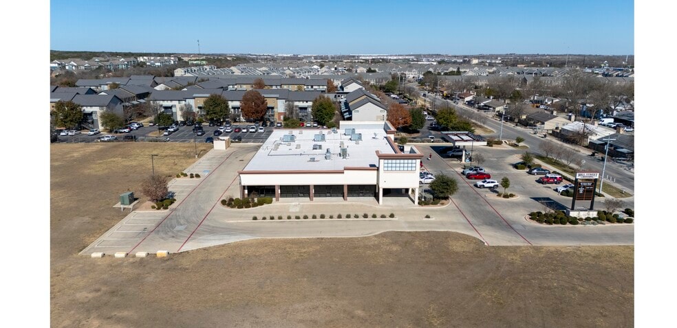 More Photos Of 641 Mill St, San Marcos Restaurant For Lease