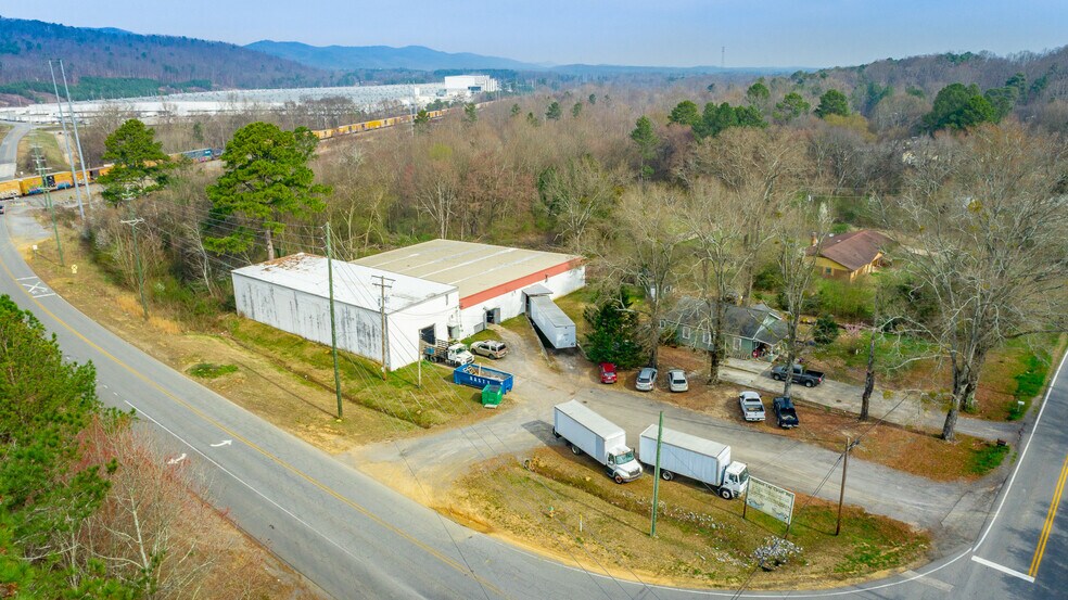 More Photos Of 360 Carbondale Rd SW, Dalton Warehouse For Sale