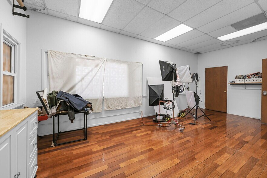 More Photos Of 10640 Main St, El Monte Storefront For Sale