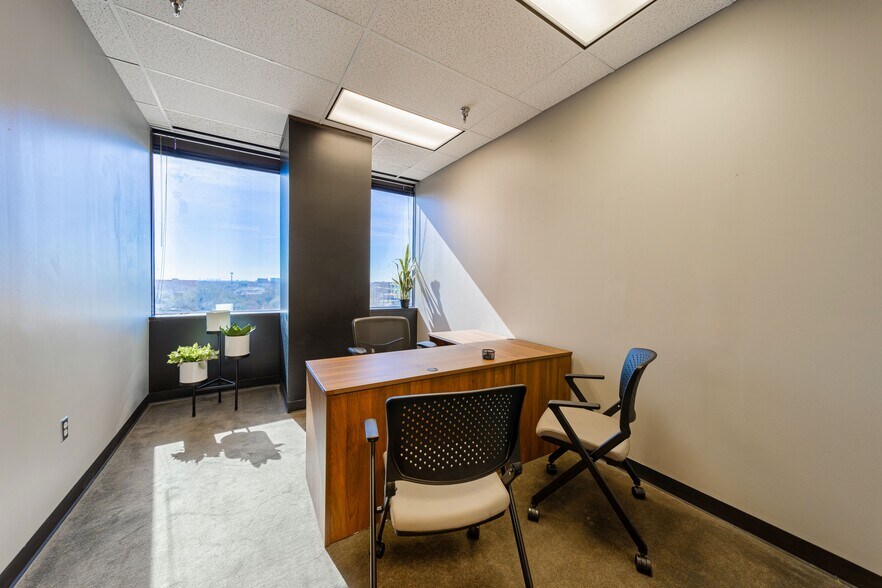 More Photos Of 1400 Preston Rd, Plano Coworking Space