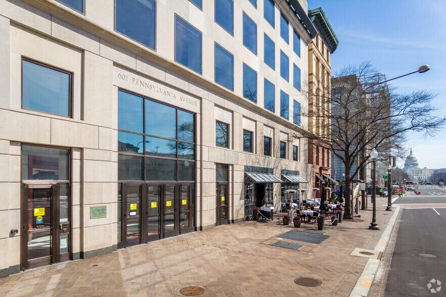 More Photos Of 601 Pennsylvania Ave NW, Washington Office For Lease