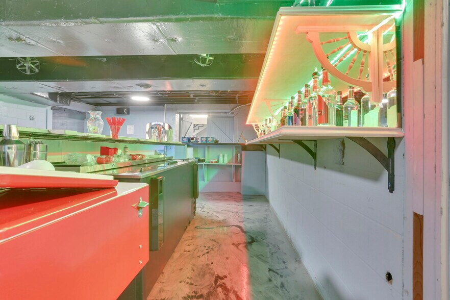 More Photos Of 609 Mill St, New Lexington Restaurant For Sale