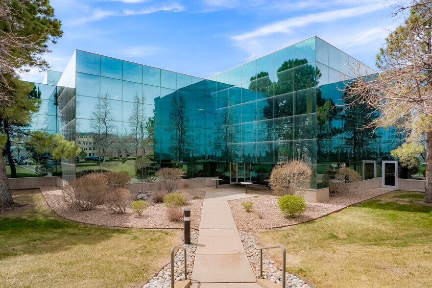 More Photos Of 373 Inverness Pkwy, Englewood Research And Development For Lease