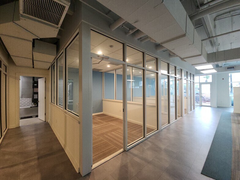 More Photos Of 320 1st St N, Jacksonville Beach Office Residential For Sale