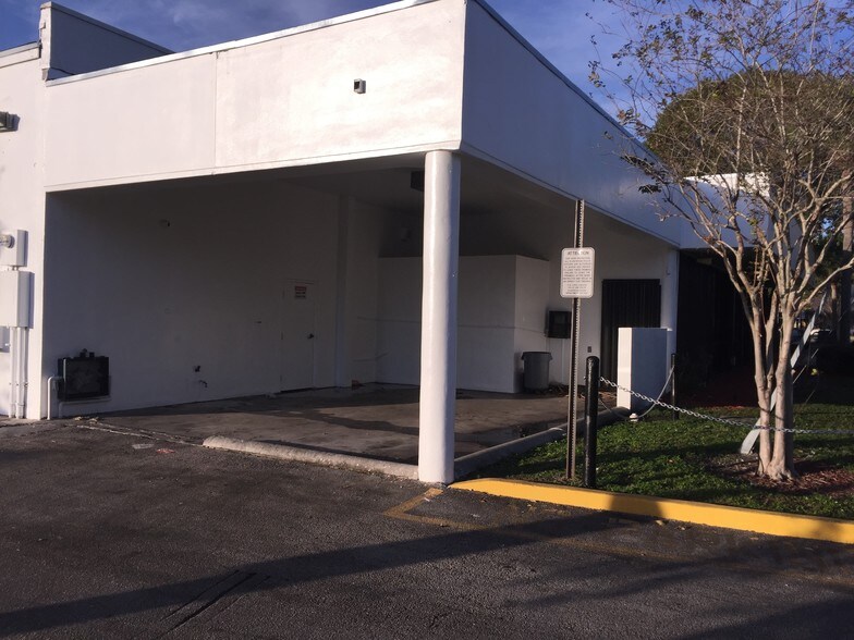 More Photos Of 600 N State Road 7, Plantation Auto Dealership For Lease