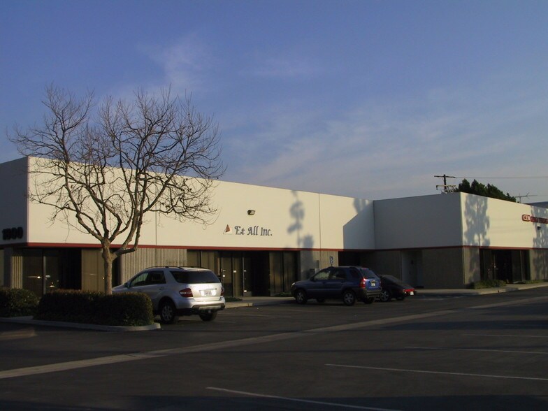 More Photos Of 1890 E Miraloma Ave, Placentia Unknown For Lease