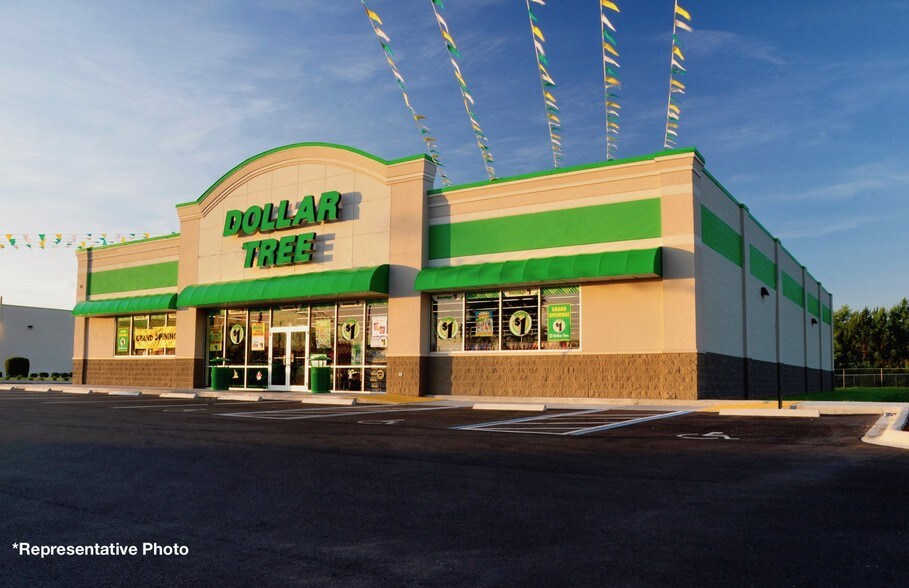 More Photos Of 224 N 3rd St, Lantana Freestanding For Sale