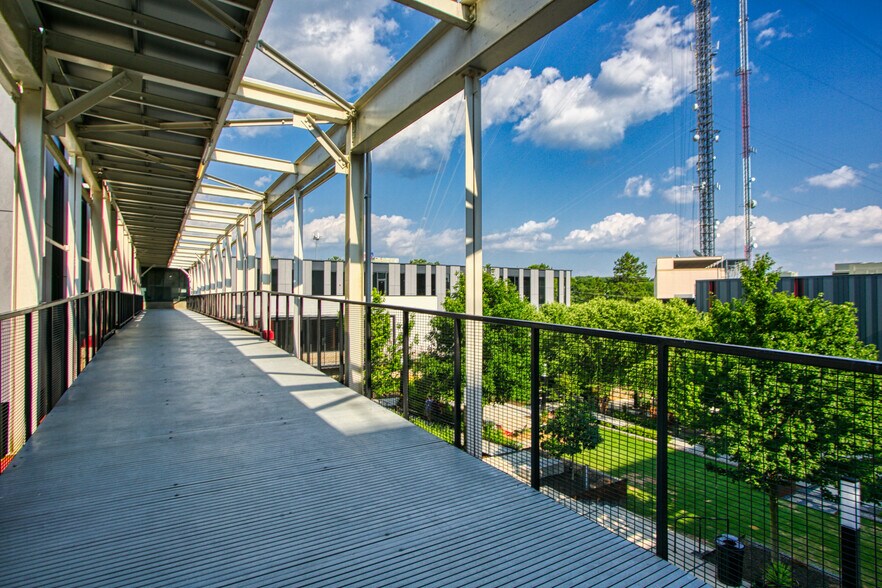 More Photos Of 777 Memorial Dr SE, Atlanta Loft Creative Space For Lease