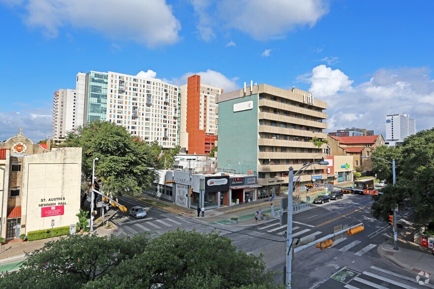 More Photos Of 2021 Guadalupe St, Austin Coworking Space