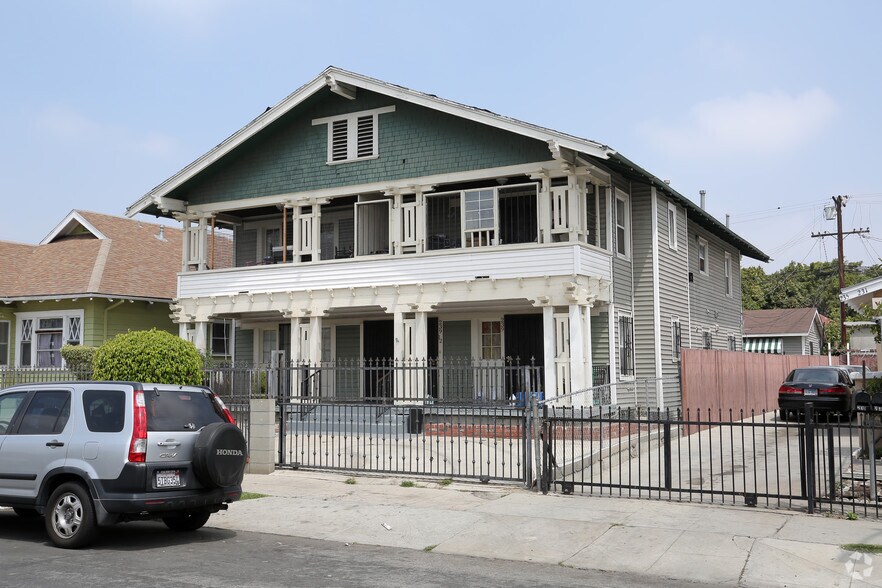 Primary Photo Of 239 W 43rd St, Los Angeles Apartments For Sale