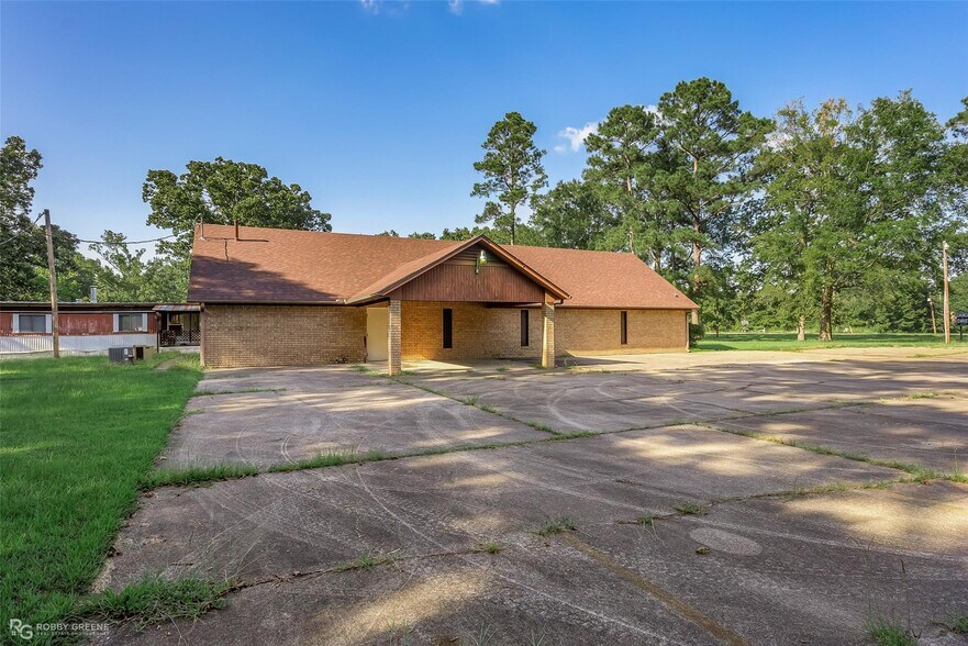 More Photos Of 12991 Highway 1, Oil City Specialty For Sale