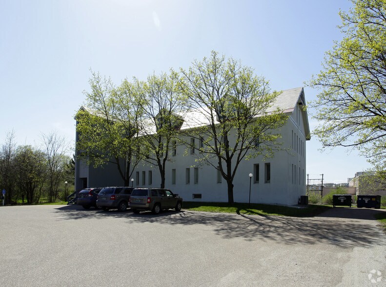 More Photos Of 5138 Shelburne Rd, Shelburne Office For Sale