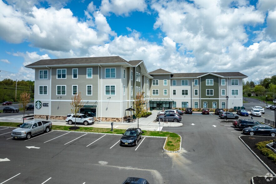 More Photos Of 294 State Route 31 S, Washington Freestanding For Lease