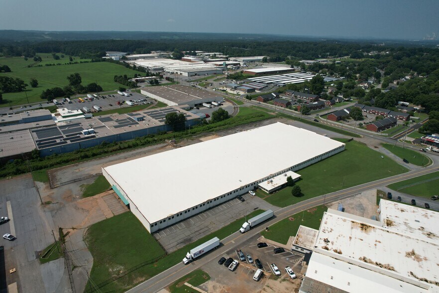 More Photos Of 70 Industrial Dr, Cartersville Warehouse For Sale