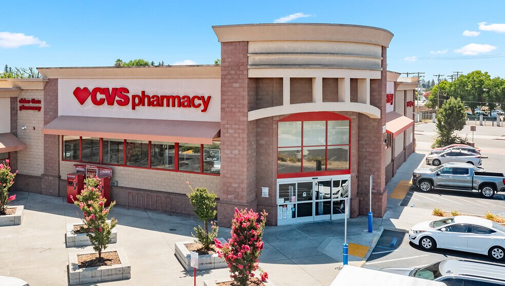 More Photos Of 3100-3102 Geer Rd, Turlock Drugstore For Lease