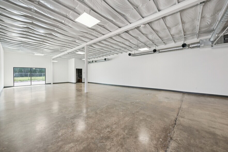 More Photos Of 4763 Vicksburg St, Dallas Distribution For Lease